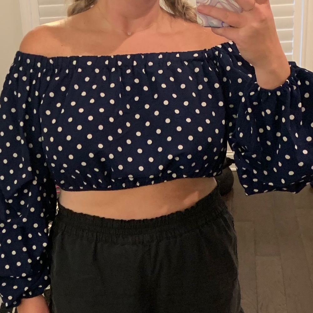 NWT Off the Shoulder Crop Top